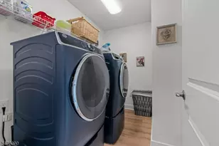 87 E Hartwick Dr, Montgomery Township, NJ 08558 - Photo 18