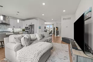 87 E Hartwick Dr, Montgomery Township, NJ 08558 - Photo 8