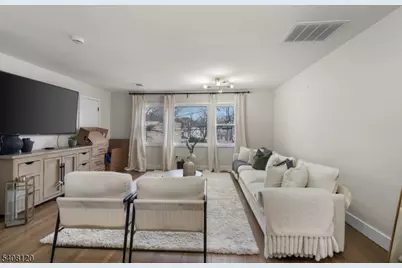 22 Crescent Ct #2, Newark, NJ 07106 - Photo 4