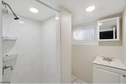 113 Washington Ave, Irvington, NJ 07111 - Photo 20