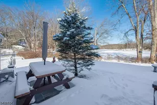 30 Edgewater Dr, Denville Twp., NJ 07834 - Photo 14