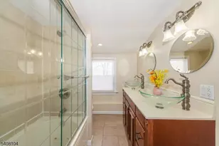 30 Edgewater Dr, Denville Twp., NJ 07834 - Photo 38