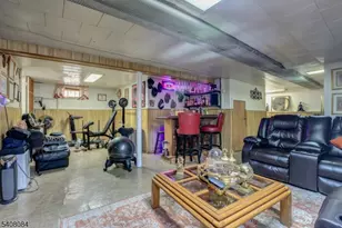 284 West End Ave, Newark, NJ 07106 - Photo 24