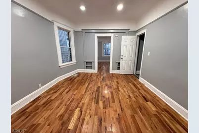 44 N 16th St, East Orange, NJ 07017 - Photo 2