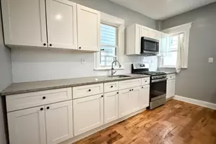 44 N 16th St, East Orange, NJ 07017 - Photo 4