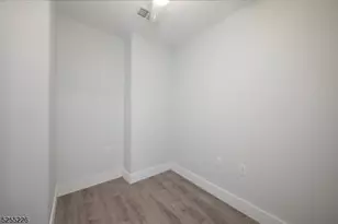 726 Bloomfield Ave, Verona, NJ 07044 - Photo 6