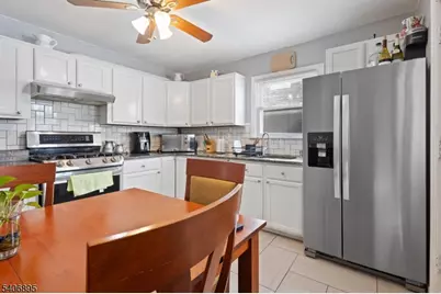 561 Marion St, Bound Brook, NJ 08805 - Photo 6