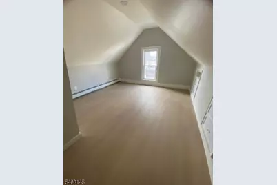 315 E Smith St, Woodbridge Township, NJ 07095 - Photo 8