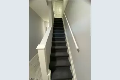 315 E Smith St, Woodbridge Township, NJ 07095 - Photo 2