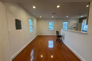 726 E 6th St, Plainfield, NJ 07062 - Photo 2