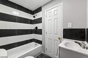 320 Lee Pl, Plainfield, NJ 07063 - Photo 22