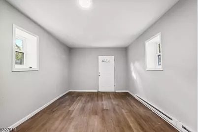 320 Lee Pl, Plainfield, NJ 07063 - Photo 10