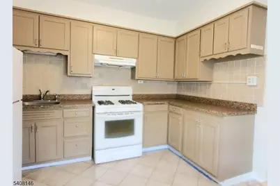 615 W Camplain Rd #3, Manville, NJ 08835 - Photo 6