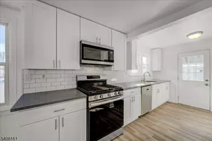 27 N 3rd Ave, Manville, NJ 08835 - Photo 4