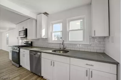 27 N 3rd Ave, Manville, NJ 08835 - Photo 8