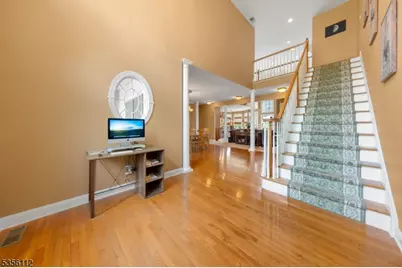 2 Sutton Ct, Hardyston Township, NJ 07419 - Photo 4