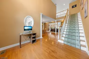 2 Sutton Ct, Hardyston Township, NJ 07419 - Photo 4