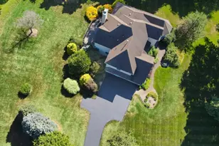 2 Sutton Ct, Hardyston Township, NJ 07419 - Photo 2