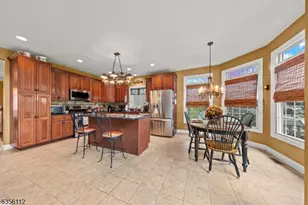2 Sutton Ct, Hardyston Township, NJ 07419 - Photo 8