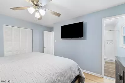 5 Willow Dr, Washington Township, NJ 07853 - Photo 16