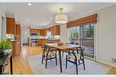 46 Coolidge Dr, Berkeley Heights Township, NJ 07922 - Photo 12