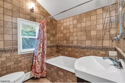 40 Kingsland Rd, West Milford, NJ 07421 - Photo 12