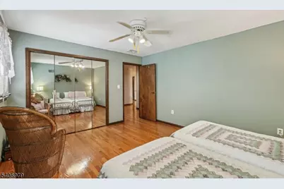 845 Rifle Camp Rd, Woodland Park, NJ 07424 - Photo 38