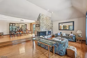 845 Rifle Camp Rd, Woodland Park, NJ 07424 - Photo 6