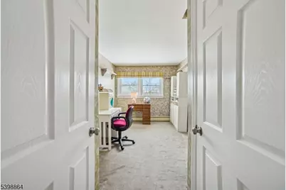 14 Crescent Dr, Parsippany, NJ 07054 - Photo 26