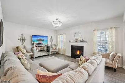 62 Trafalgar Ct, Sparta Township, NJ 07871 - Photo 6