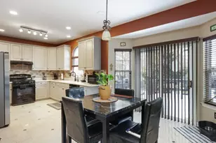 35 Reinhart Way, Bridgewater Twp., NJ 08807 - Photo 10