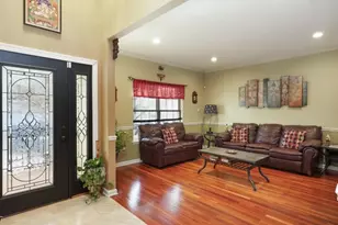 35 Reinhart Way, Bridgewater Twp., NJ 08807 - Photo 4