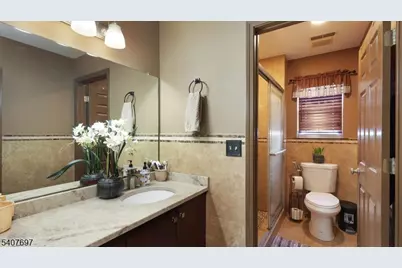 35 Reinhart Way, Bridgewater Twp., NJ 08807 - Photo 20