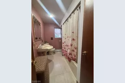 228 E Kinney St, Newark, NJ 07105 - Photo 10