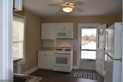 37 W Hanover Avenue-2nd Flr, Morris Plains, NJ 07950 - Photo 4