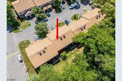 6 Tulip Ct, Edison, NJ 08820 - Photo 8