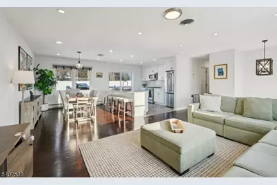 14 Carr Pl, Totowa, NJ 07512 - Photo 8