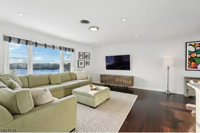 14 Carr Pl, Totowa, NJ 07512 - Photo 6