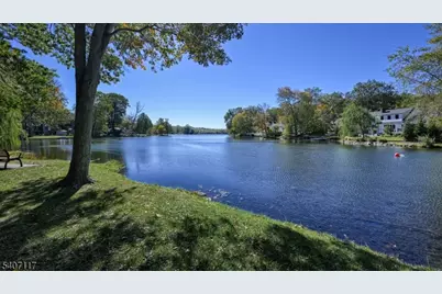 174 Hillcrest Dr, Wayne, NJ 07470 - Photo 26