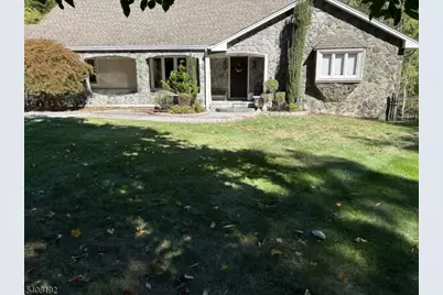 69 Buena Vista Dr, Ringwood, NJ 07456 - Photo 2