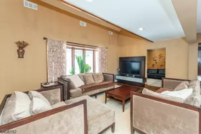 69 Buena Vista Dr, Ringwood, NJ 07456 - Photo 6