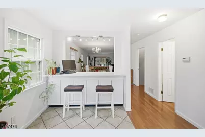 5 Mountain Ridge Rd, Bloomingdale, NJ 07403 - Photo 10