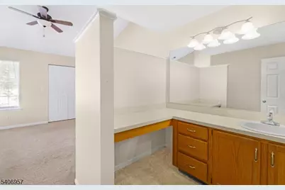 64 Encampment Drive, Bedminster Township, NJ 07921 - Photo 22