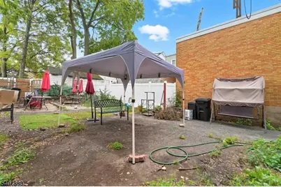 78 Valley St, Newark, NJ 07106 - Photo 12