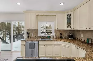 26 Pequannock Ave, Pequannock Township, NJ 07440 - Photo 16