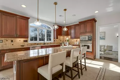 37 Crown View Ct, Sparta Township, NJ 07871 - Photo 16