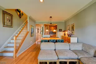 404 Manchester Dr, Nutley, NJ 07110 - Photo 10