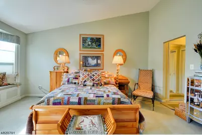 404 Manchester Dr, Nutley, NJ 07110 - Photo 14