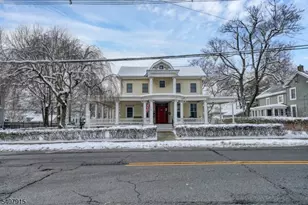 137 Belvidere Ave, Washington Boro, NJ 07882 - Photo 2