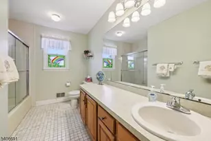 3 Agawam Dr, Wayne Twp., NJ 07470 - Photo 28